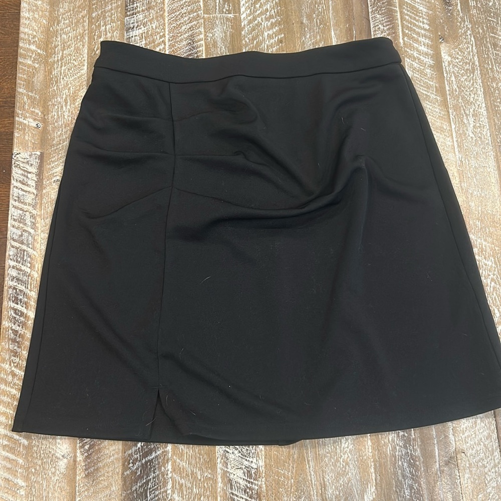 Little black skirt